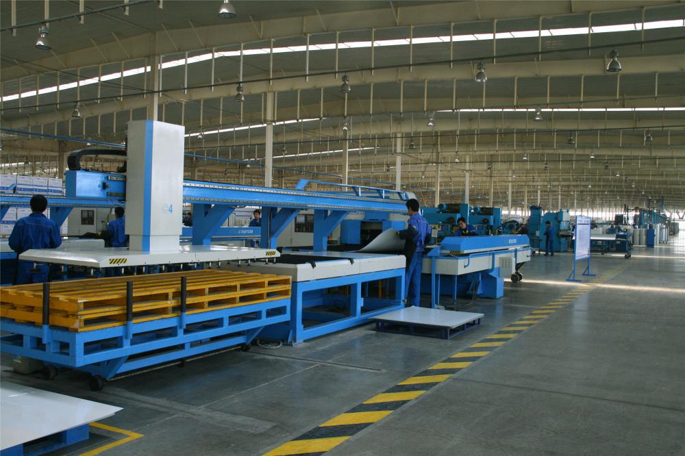 Solar water heater production line (4)