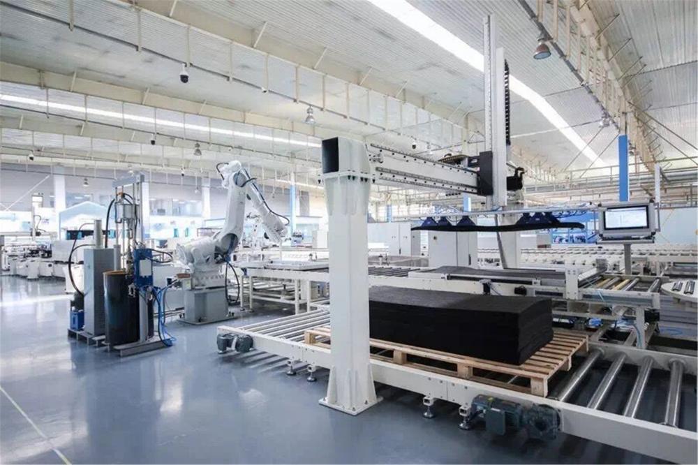Flat plate collector production line (21)