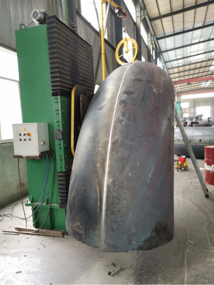 Large automatic welding machine