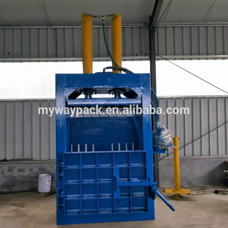 Vertical Plastic Baling Machine