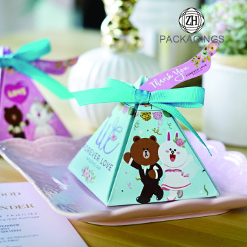 Pyramidal wedding candy gift paper box with ribbon
