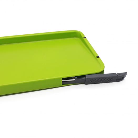 plastic cutting board with knife