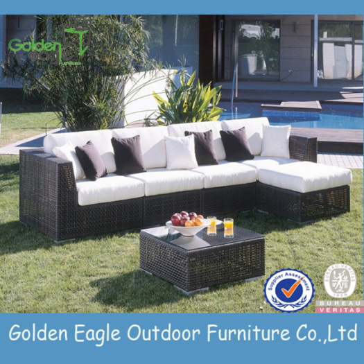 Popular stylish SGS PE garden wicker sofa