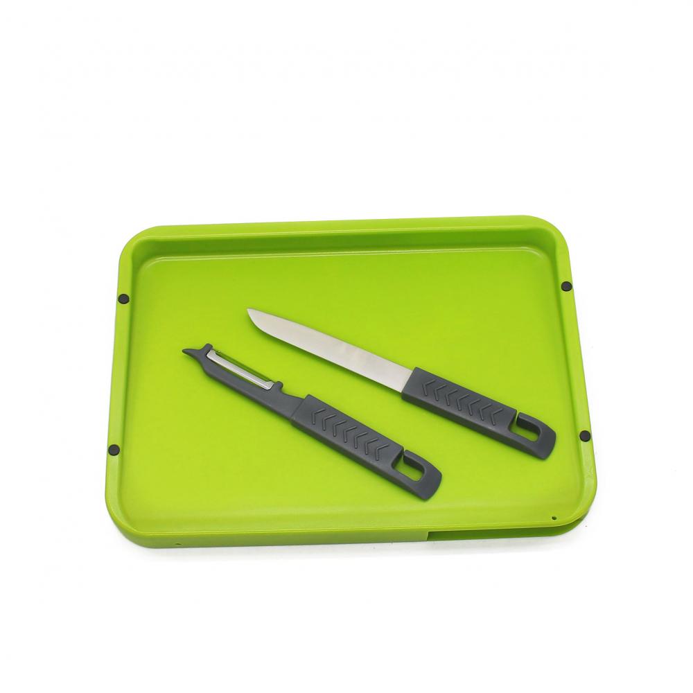 Cutting Board With Knife