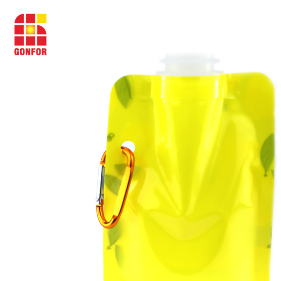 Flexible foldable water bottle with carabiner BPA free