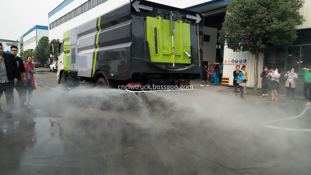 street sweeping truck rear spraying