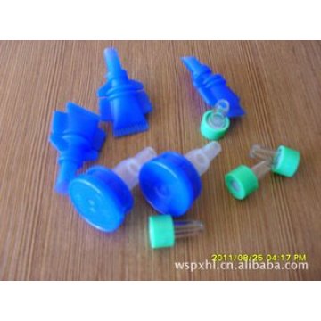 Spike Port for Plastic Infusion Container