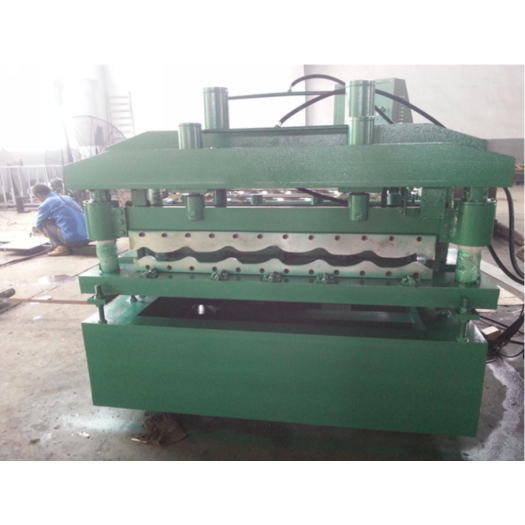 Glazed tile sheet roofing roll forming machine