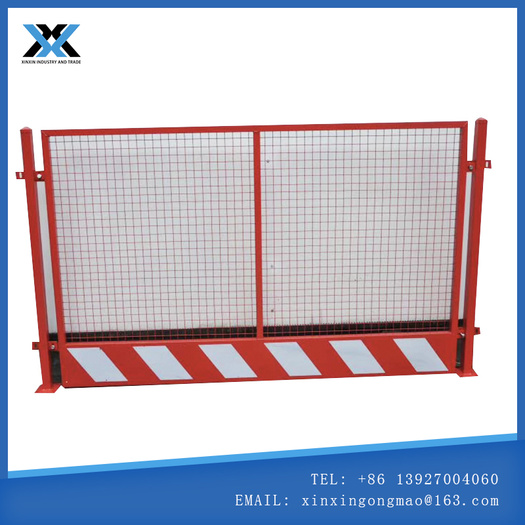 Welded construction fence foundation pit guardrail