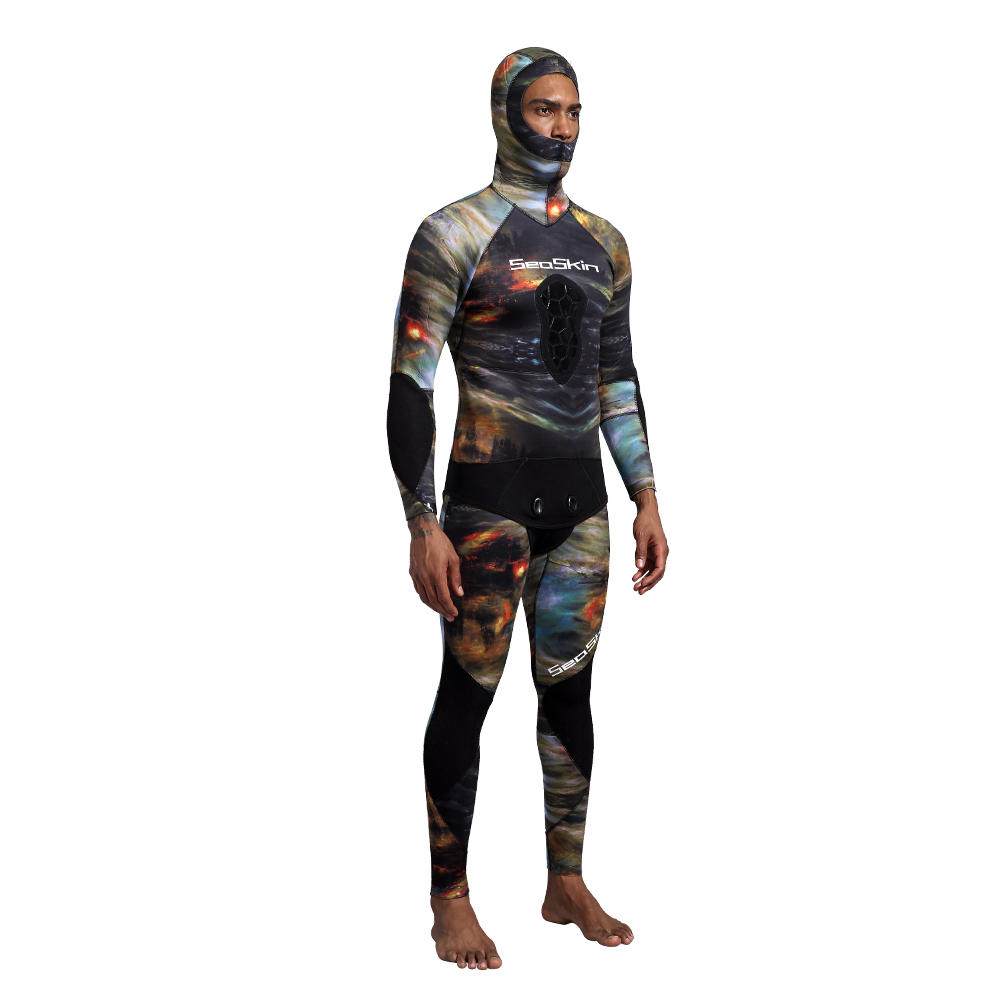 Two Pieces Camo Pattern Wetsuit