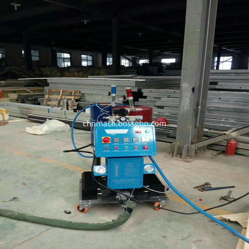 spray insulation equipment