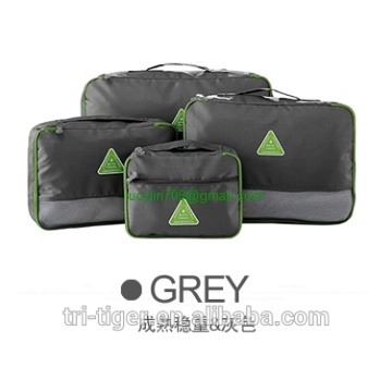 4 Set Packing Cubes - Travel Organizers with Laundry Bag