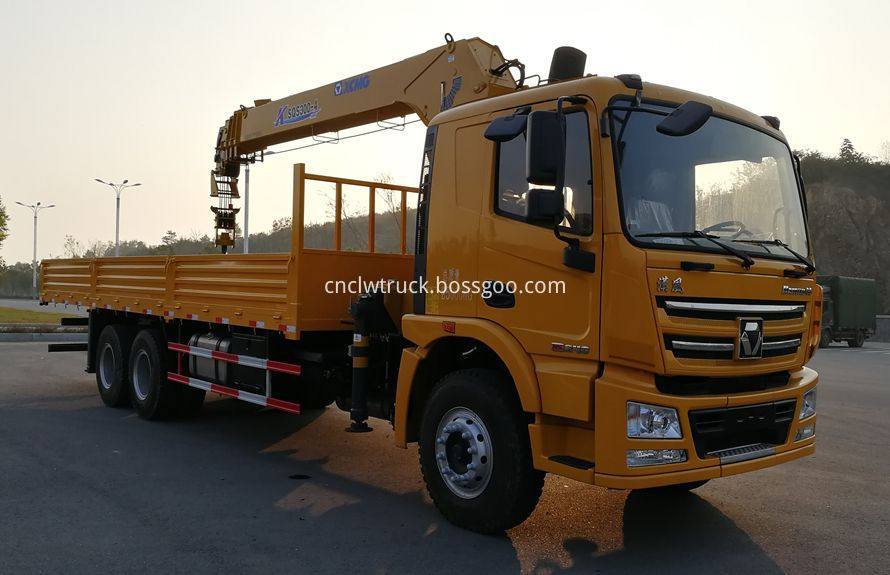 12t crane truck 1