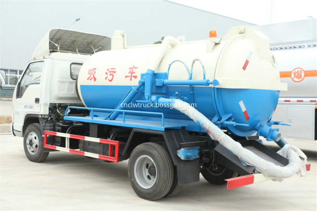 toilet vacuum truck 5