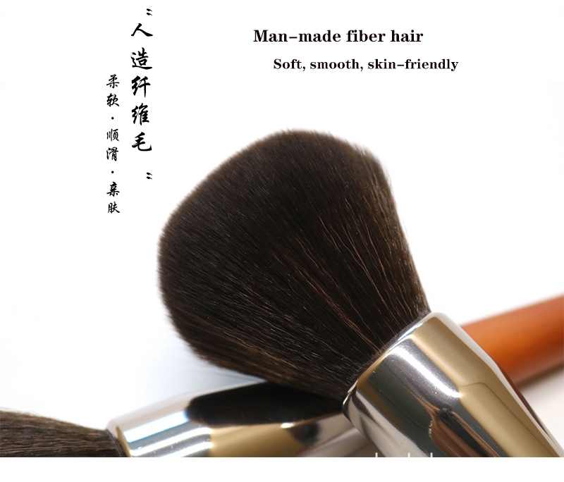 Single Large Powder Brush 5