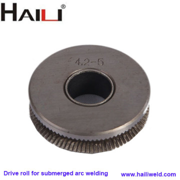 Drive roll for submerged arc welding