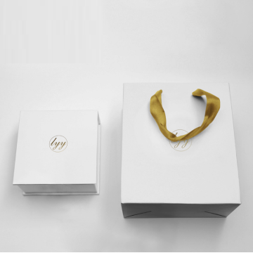 Custom logo jewelry box for earrings