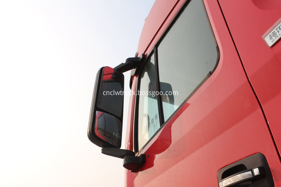 refrigerated cold room van truck details 5