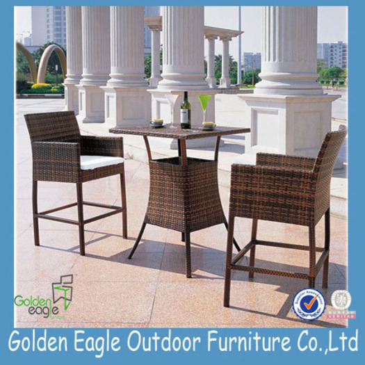 PE Rattan& Aluminum Outdoor Table and Chairs