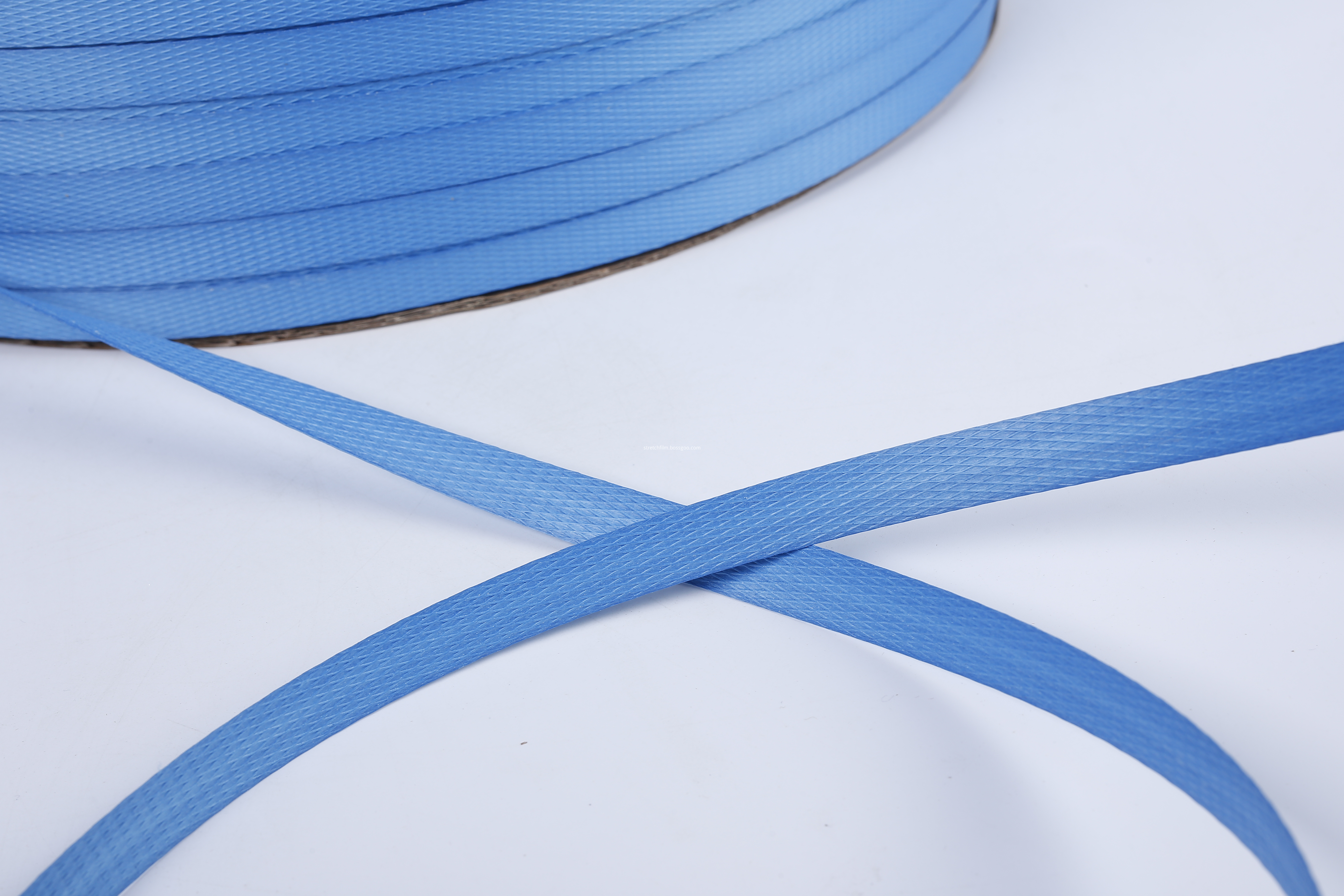 blue plastic strapping
