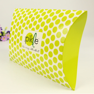 Custom pillow shape box for scarf