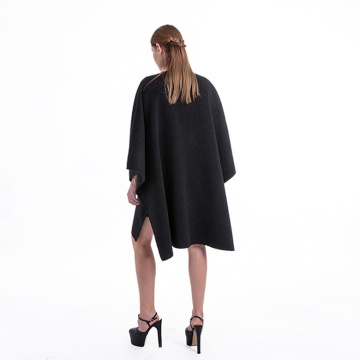Black loose cashmere overcoat