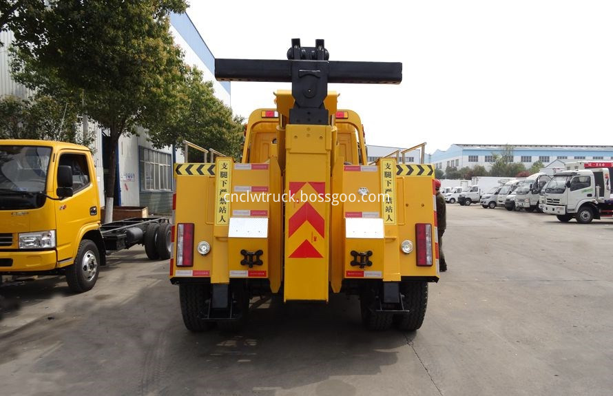 Dump Truck Towing vehicles 2