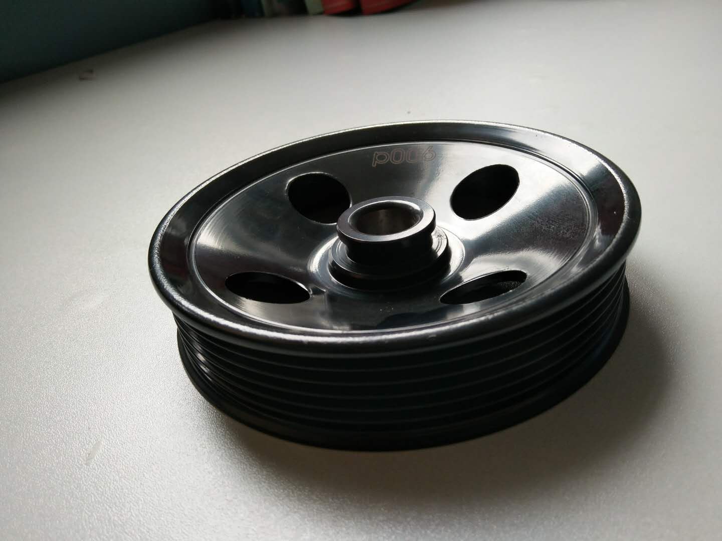 Auto power pump pulley