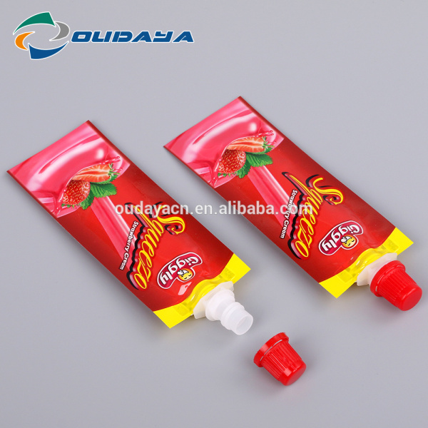 Package 8.2mm Spout Liquid Strawberry Cream Packaging Pouch