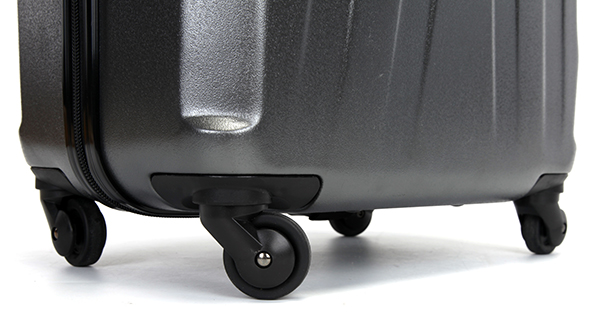 Lock spinner wheels expandable luggage