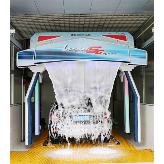 Leisuwash SG touch free car wash machine