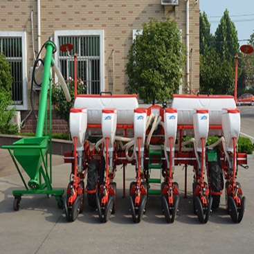 6 rows pneumatic precision planter