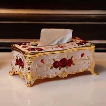 Wooden European Style Carved Tissue Box