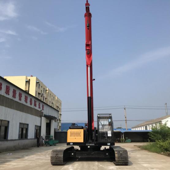 Mini crawler crane can hold 25t