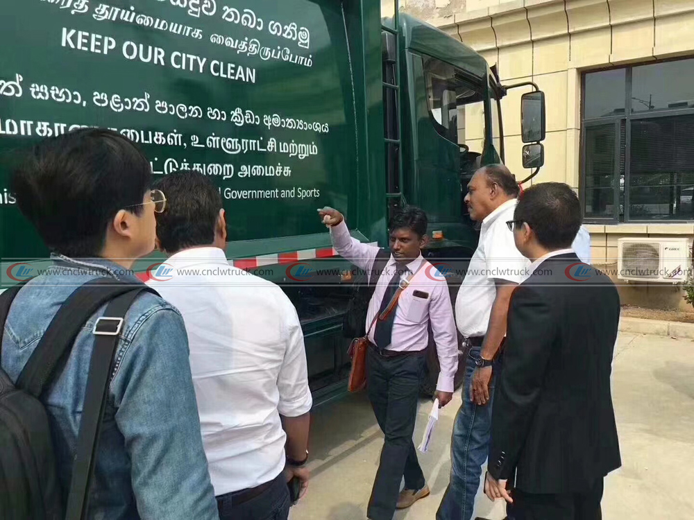100units compactor garbage truck exporting to Sri Lanka 3