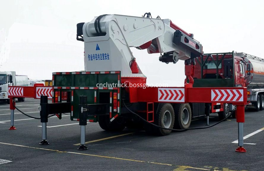 80T crane truck 4