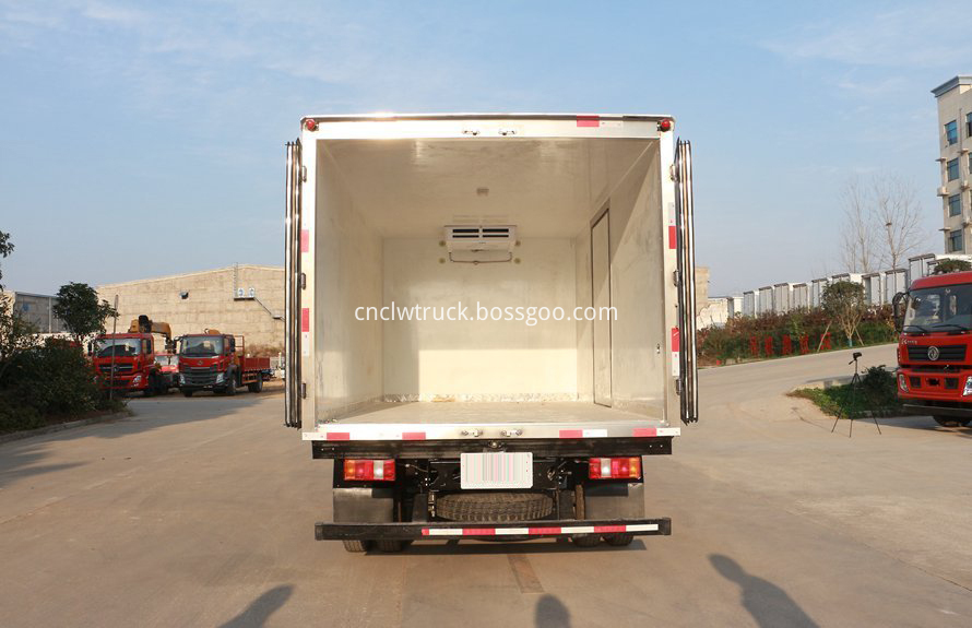 cold storage truck  5