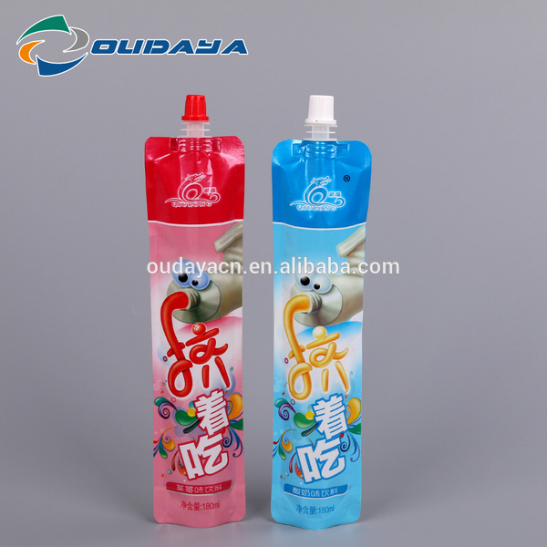 Plastic Stand Up Beverage Pouch Bag with spout