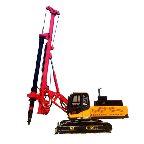 Ground mobile pile driving machine