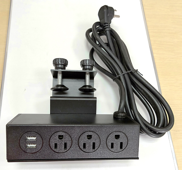 3 Sockets Power Outlet with fixed bracket