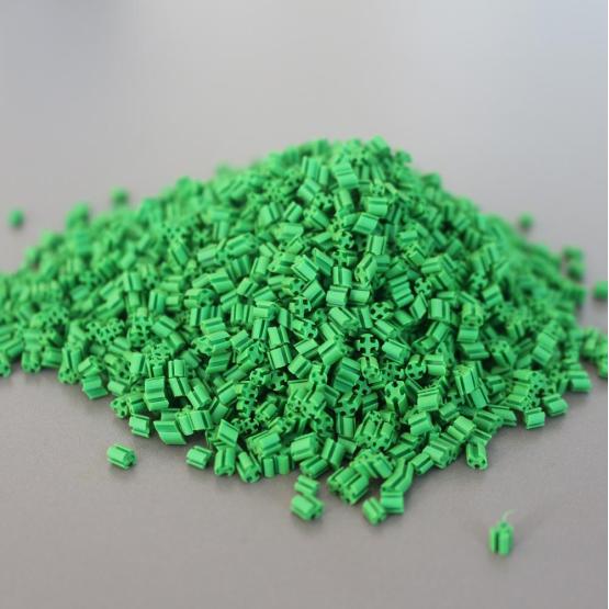 Anti-yellowing Low Price EPDM Rubber Granules  Courts Sports Surface Flooring Athletic Running Track