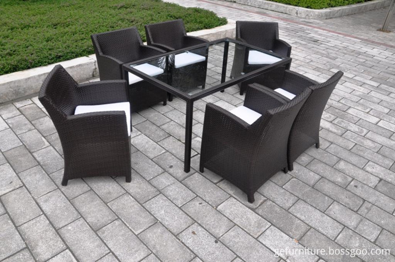 resin wicker patio furniture1