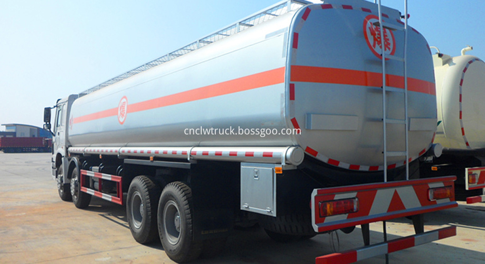 howo fuel tank truck 3