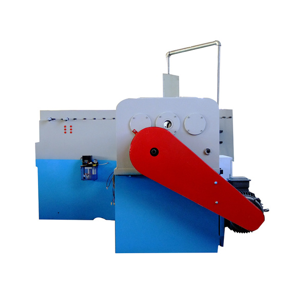 Thread rolling machine for making bolt