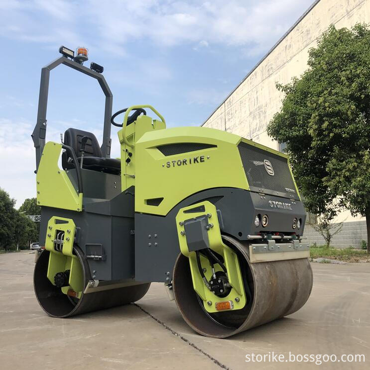 ST 4000 road roller