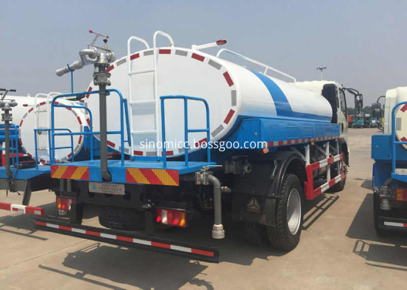 6 Cubic Meter Water Truck