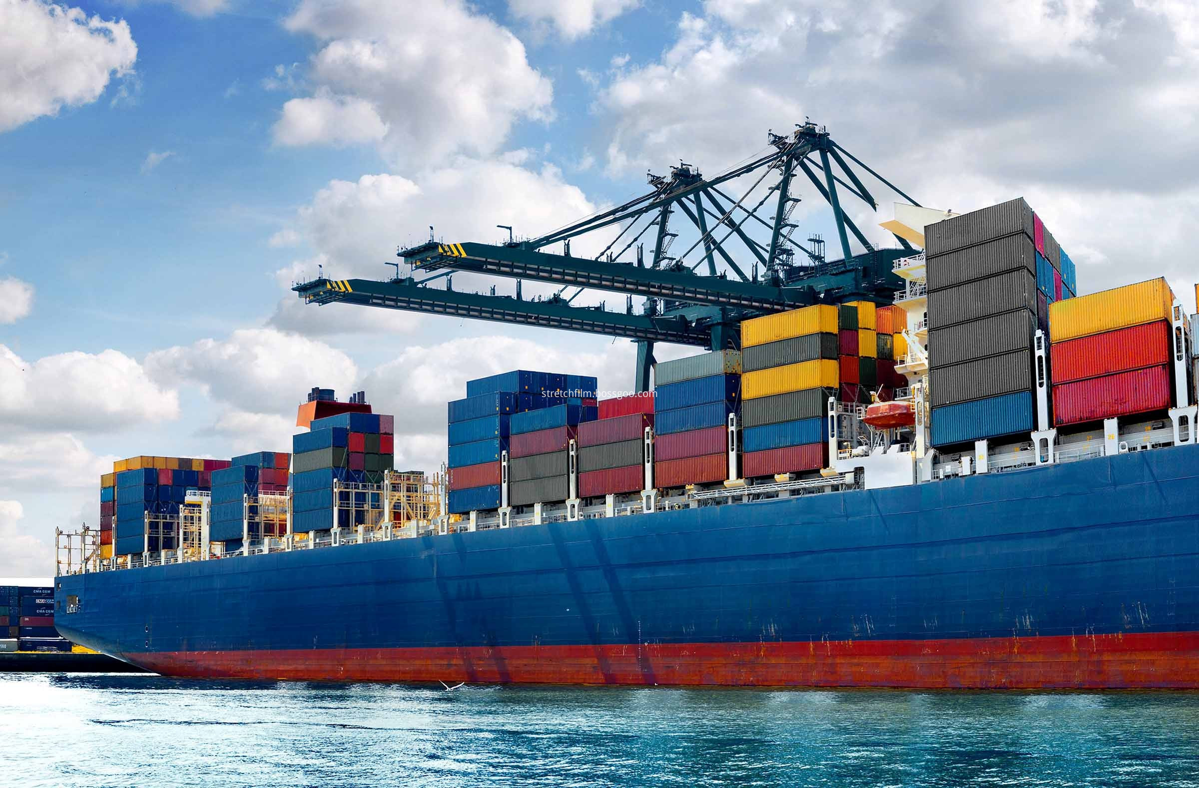internation-shipping-ocean-freight