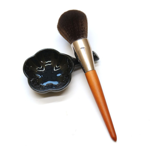 2020 new single solid wood loose powder inclined tail brush