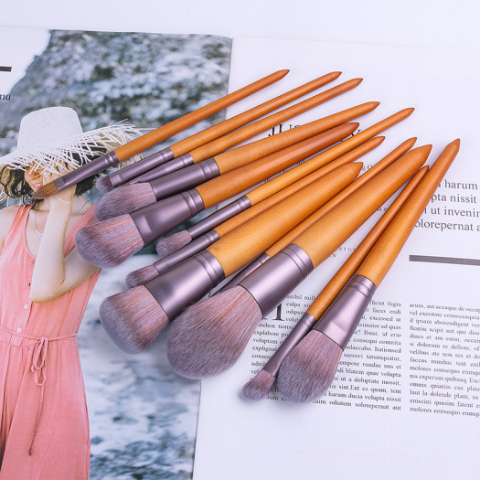 2020 new makeup brushes, 12 wood color pointed tail makeup brushes, seven color fiber hair beauty tool kits