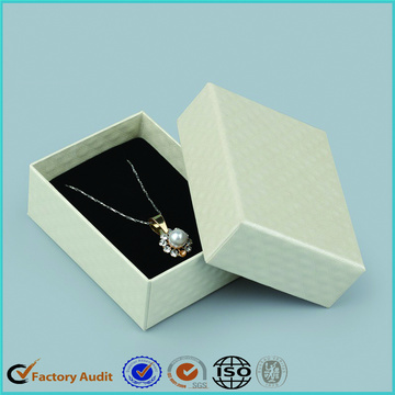 White Jewelry Packaging Box Necklace